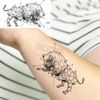 Tatouage Dinosaure: Tatouage dinosaure réaliste